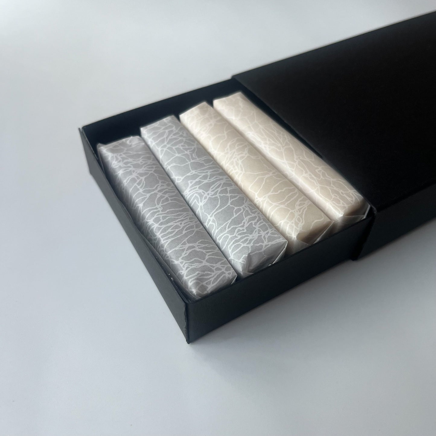 デザインペーパー＜植物柄＞